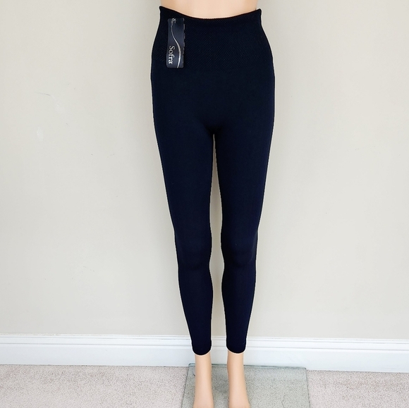 Sofra High-Waisted Seamless Black Leggings - Picture 3 of 12